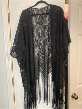 Siren Lily Black Lace Fringe Kimono